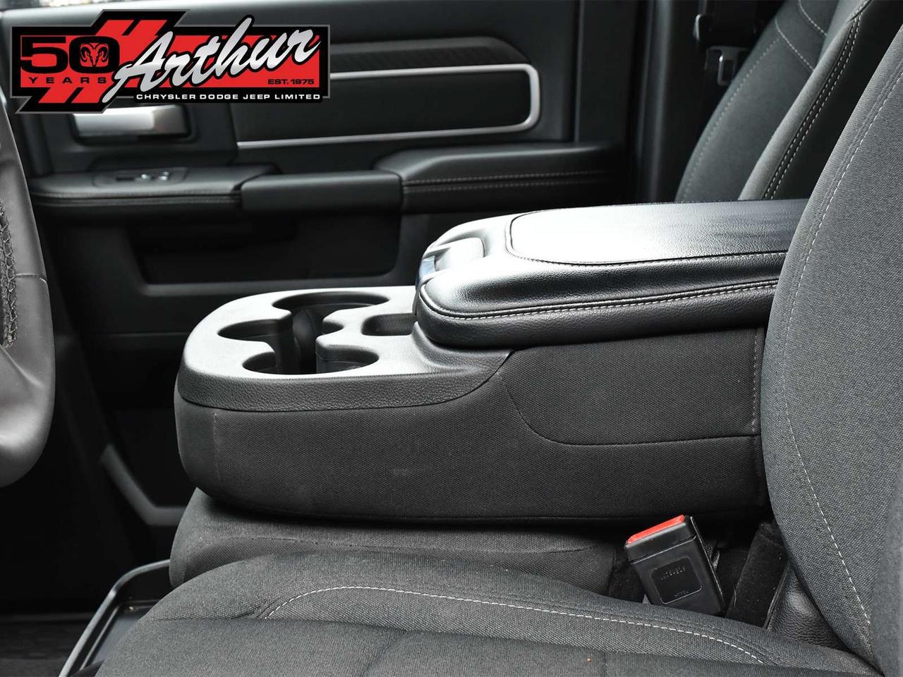 2025 RAM 2500 Big Horn Crew Cab 4x4 Photo