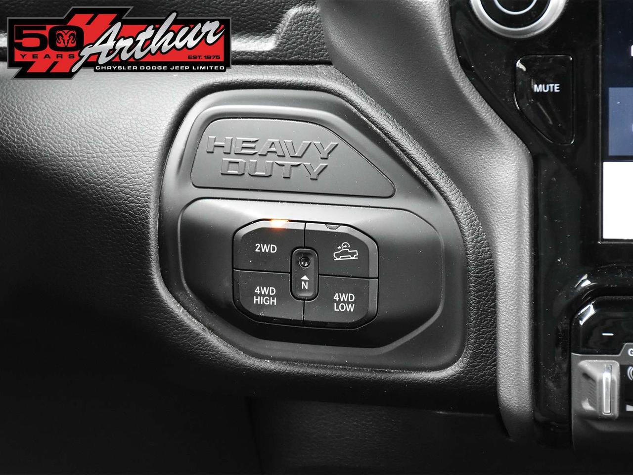 2025 RAM 2500 Big Horn Crew Cab 4x4 Photo