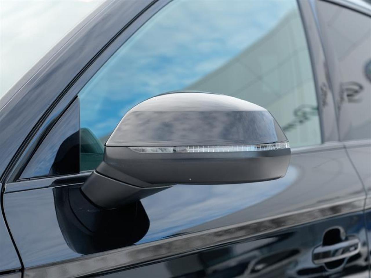 2022 Audi Q5 45 2.0T Progressiv quattro 7sp S Tronic Photo