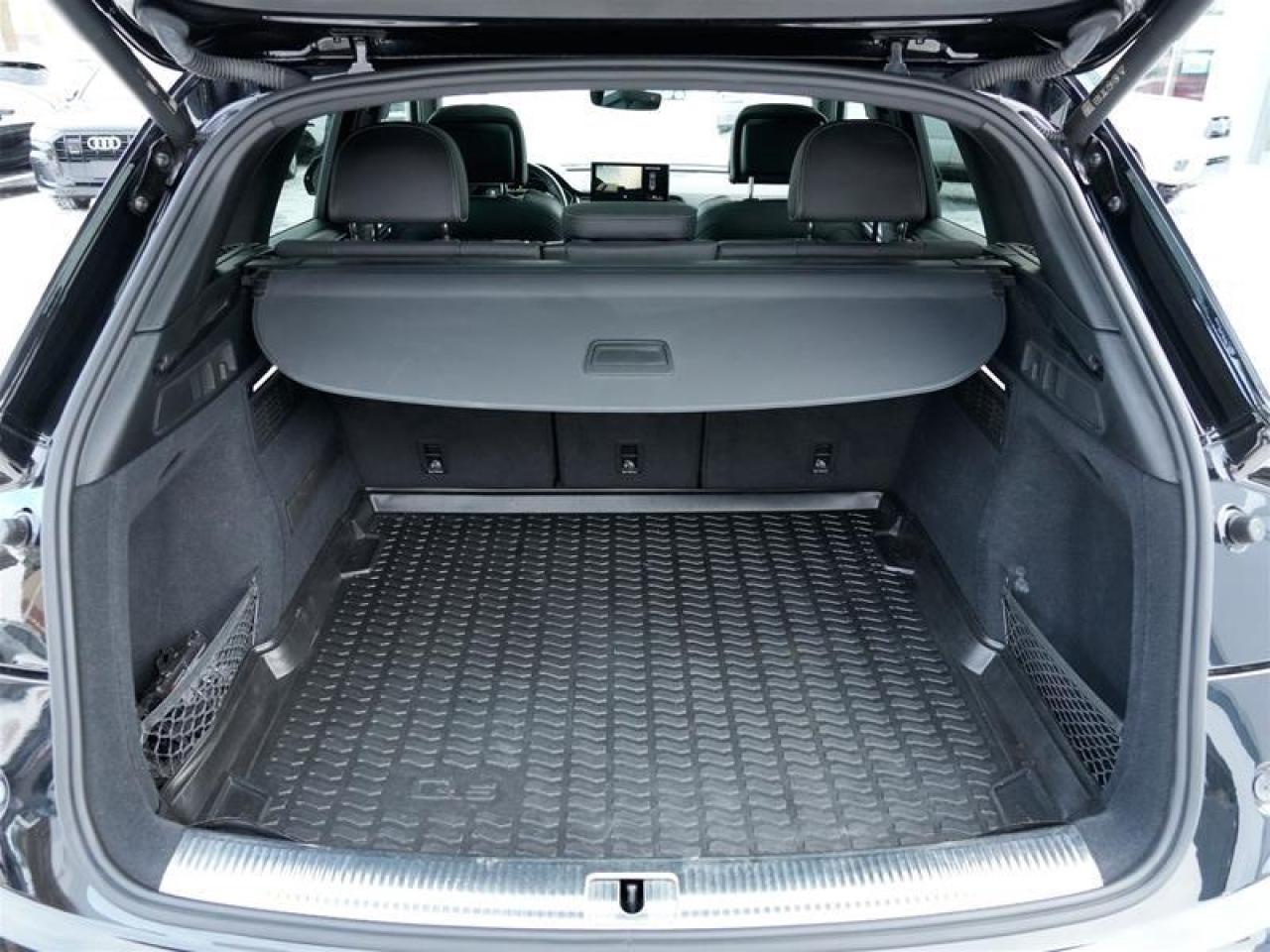 2022 Audi Q5 45 2.0T Progressiv quattro 7sp S Tronic Photo