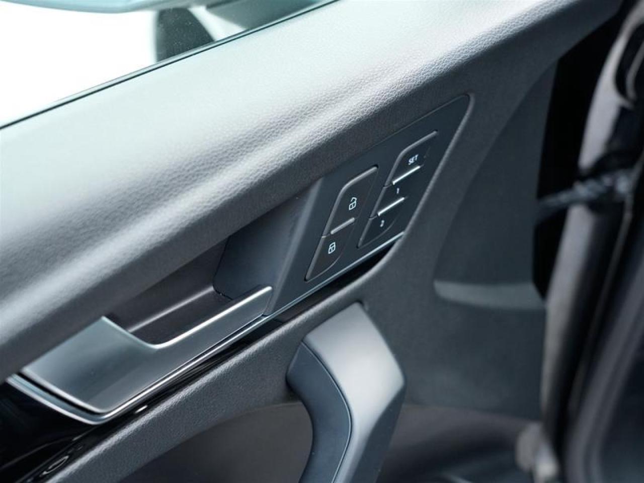 2022 Audi Q5 45 2.0T Progressiv quattro 7sp S Tronic Photo