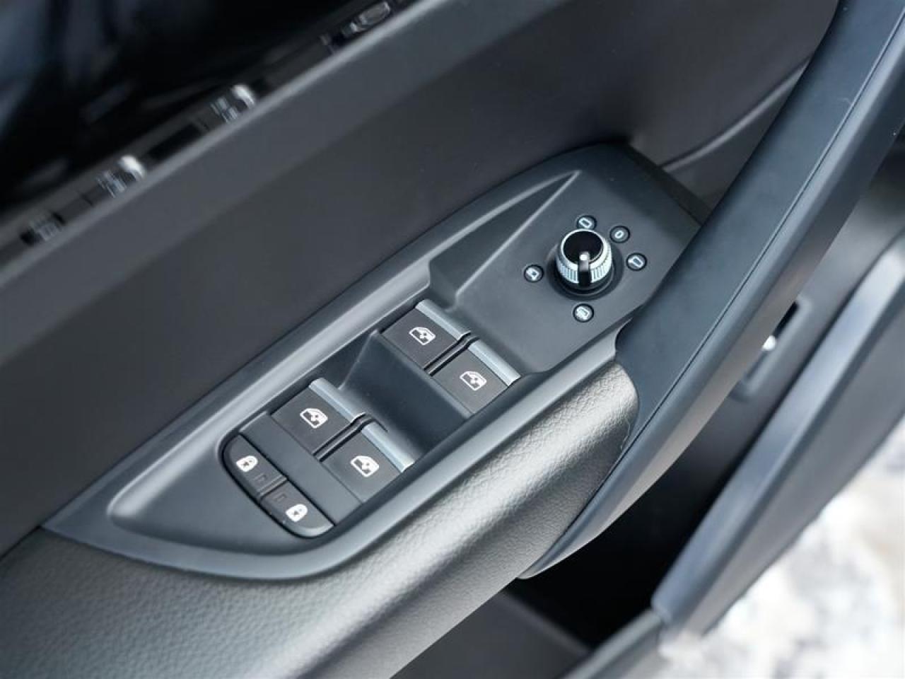 2022 Audi Q5 45 2.0T Progressiv quattro 7sp S Tronic Photo