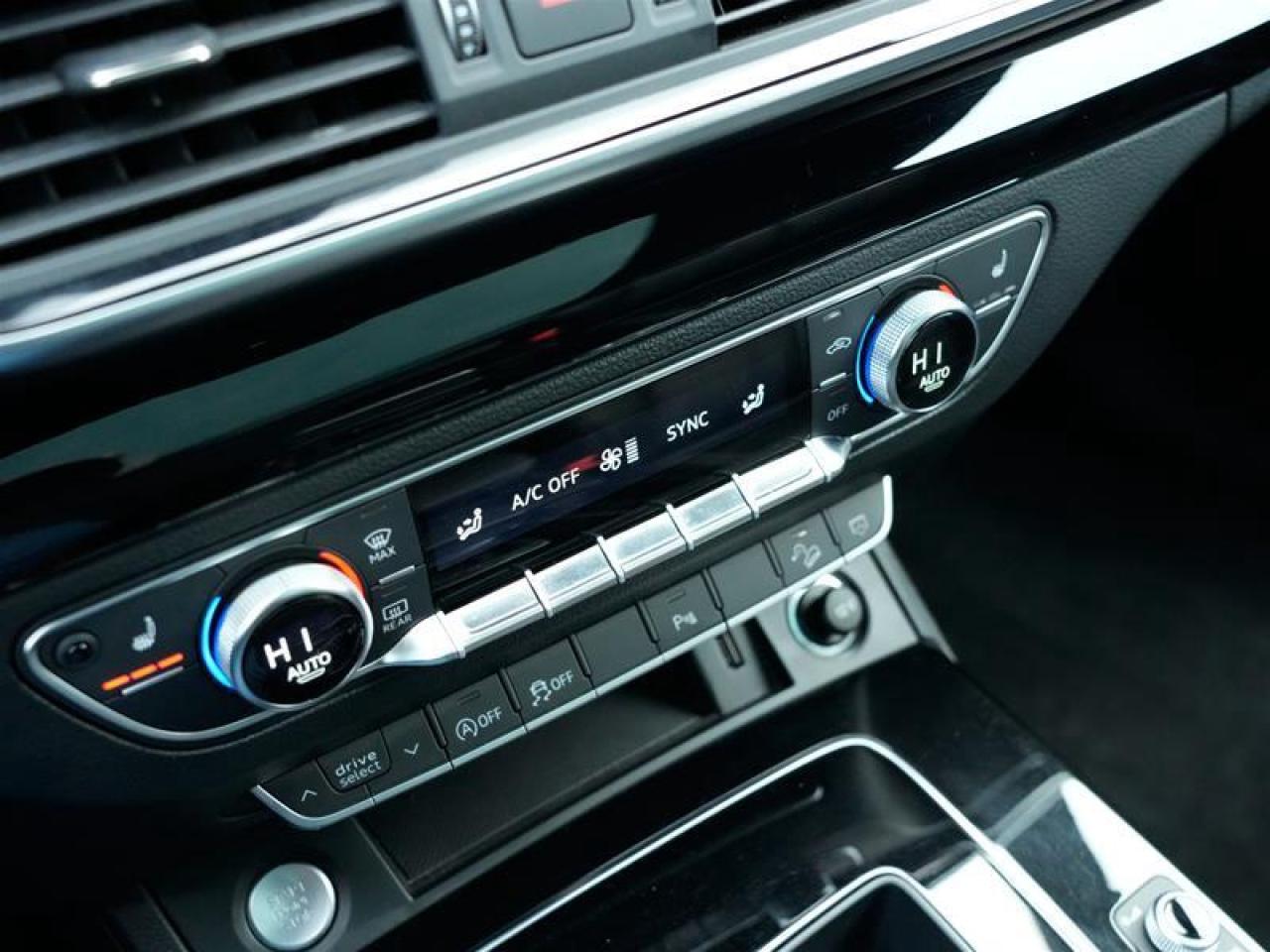 2022 Audi Q5 45 2.0T Progressiv quattro 7sp S Tronic Photo