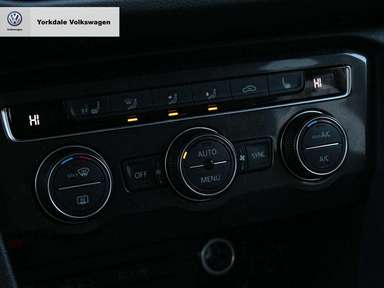 2021 Volkswagen Tiguan 4Motion Photo