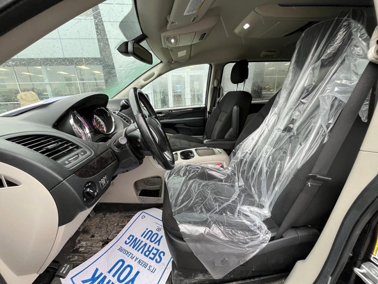 2020 Dodge Grand Caravan Crew 2WD Photo