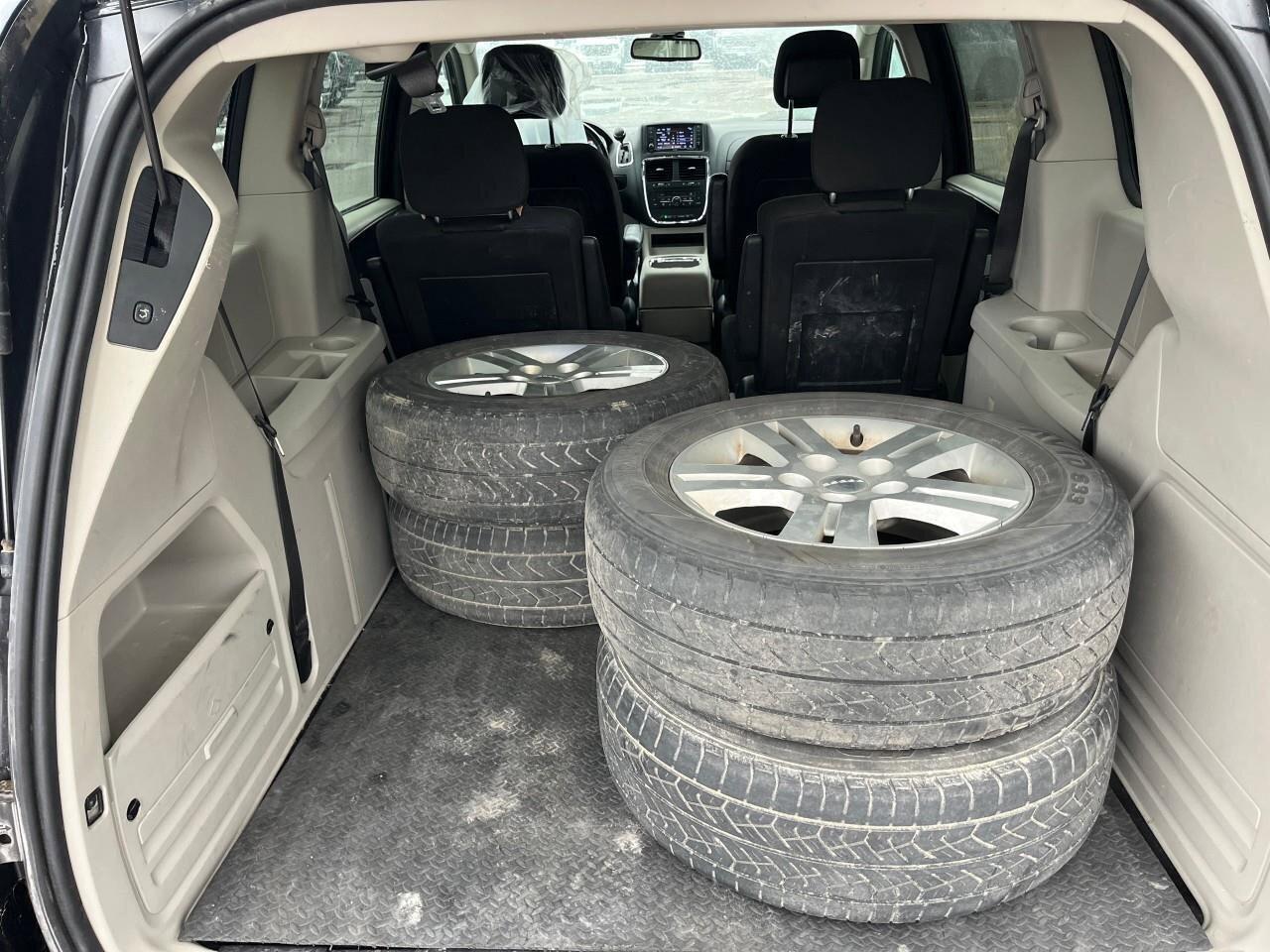 2020 Dodge Grand Caravan Crew 2WD Photo