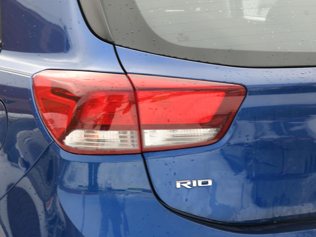 2021 Kia Rio 5-door LX+ Certified   Low Mileage   Bluetooth   Heated S Photo