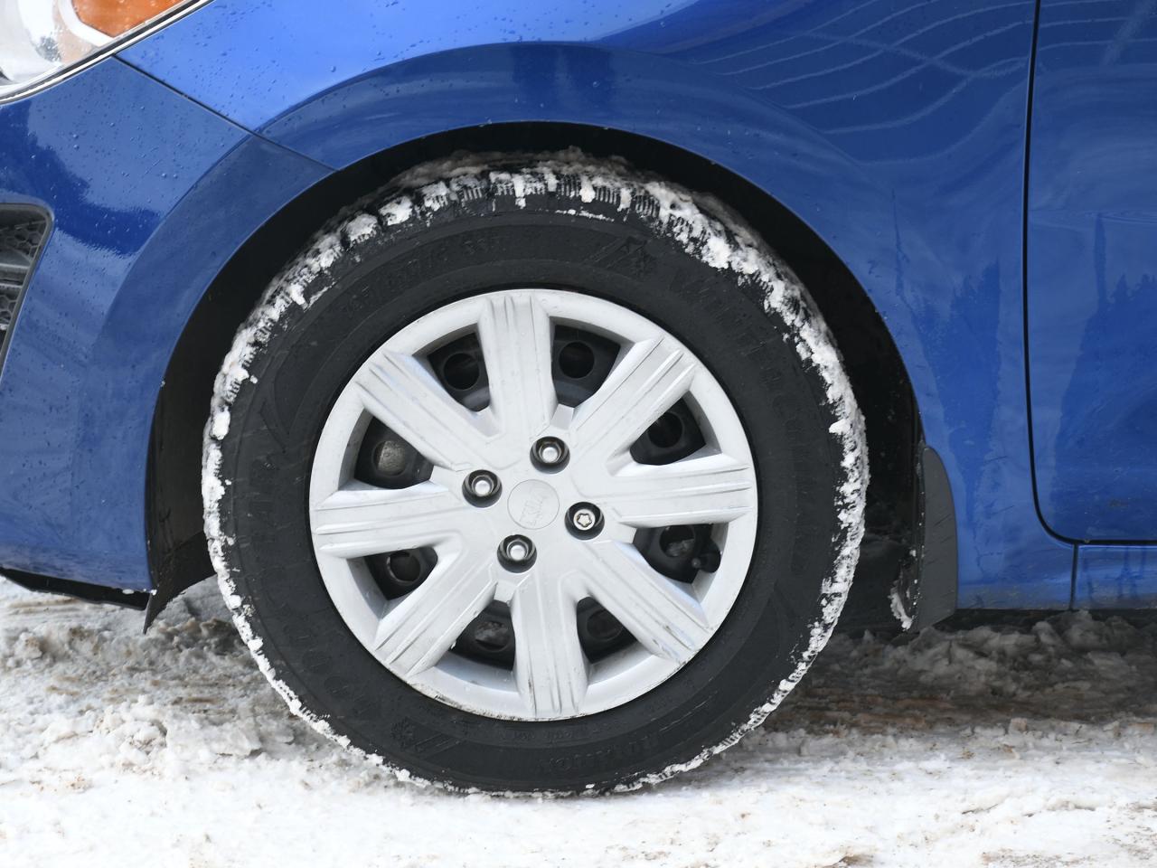 2021 Kia Rio 5-door LX+ Certified   Low Mileage   Bluetooth   Heated S Photo