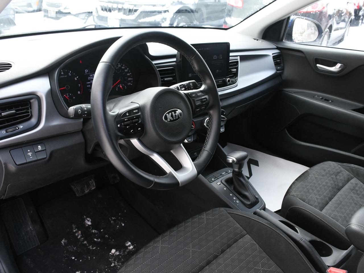 2021 Kia Rio 5-door LX+ Certified   Low Mileage   Bluetooth   Heated S Photo