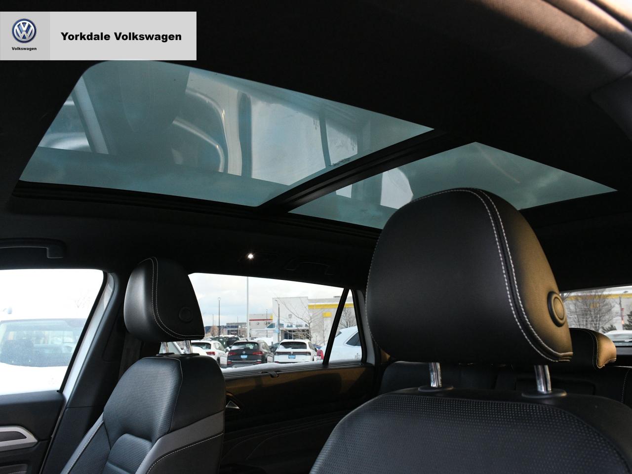 2022 Volkswagen Atlas Cross Sport  Photo