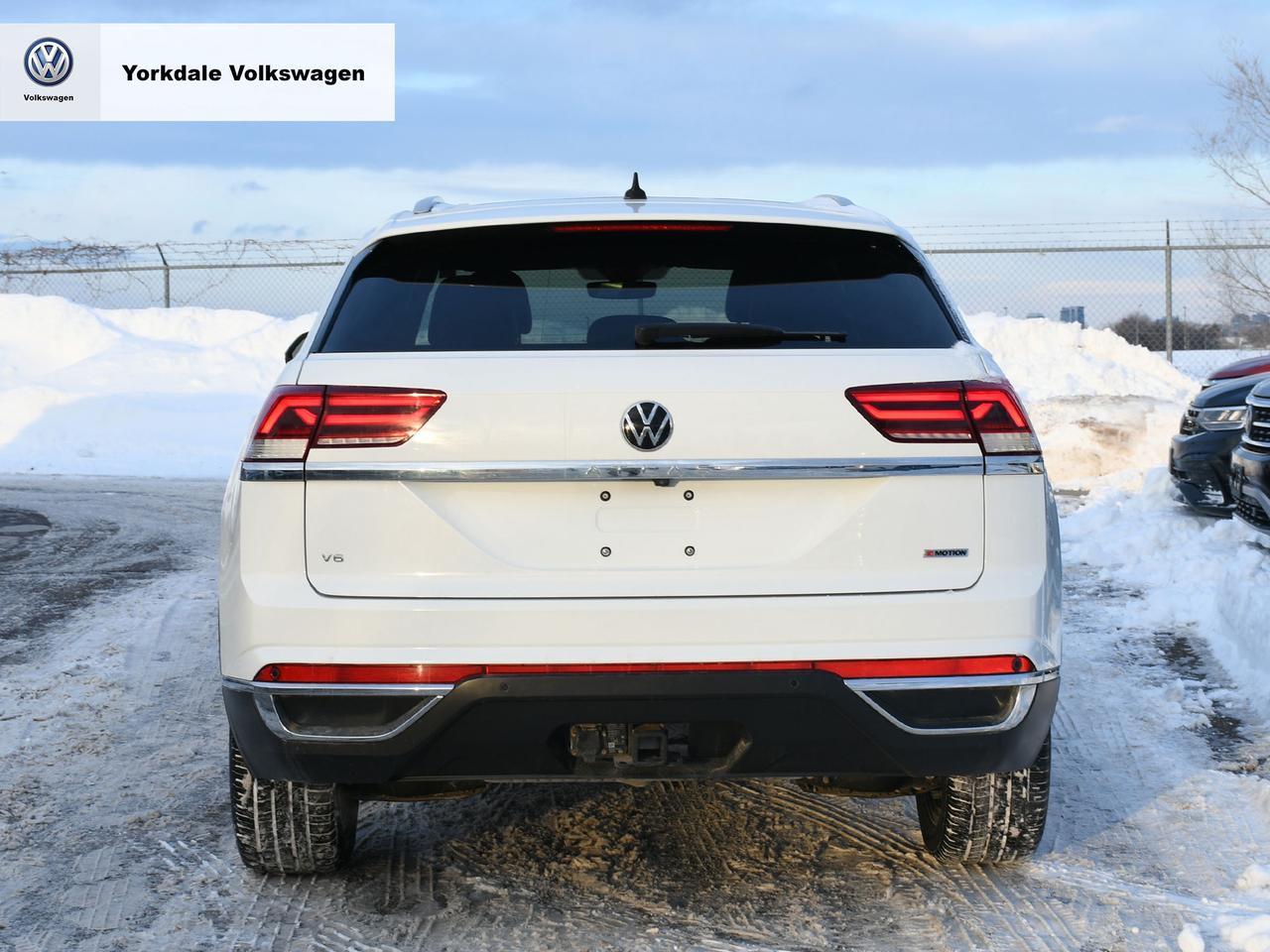 2022 Volkswagen Atlas Cross Sport  Photo