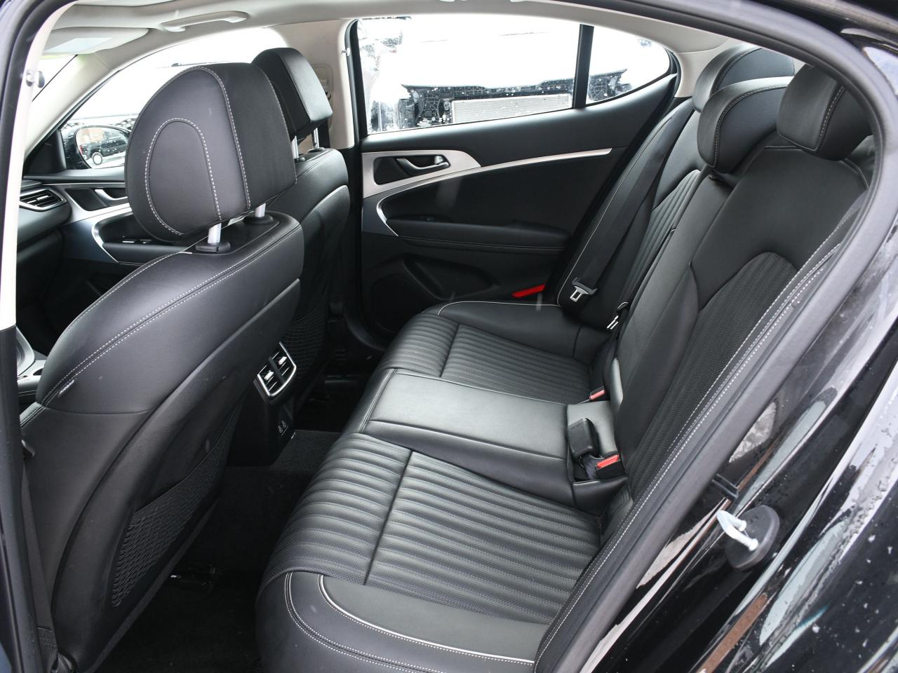 2025 Genesis G70 2.5T Advanced Certified   NAVI   Backup Camera   M Photo