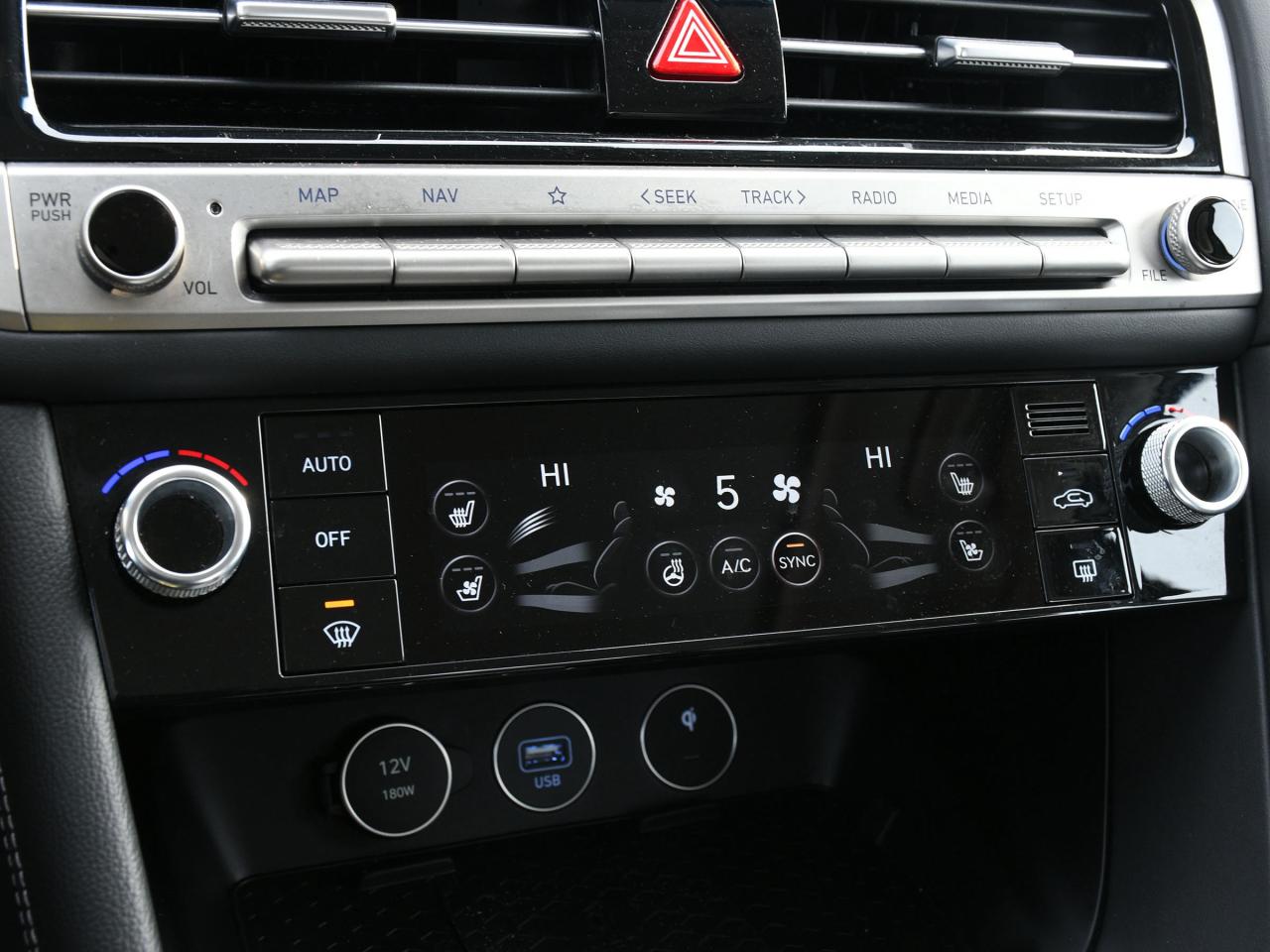 2025 Genesis G70 2.5T Advanced Certified   NAVI   Backup Camera   M Photo