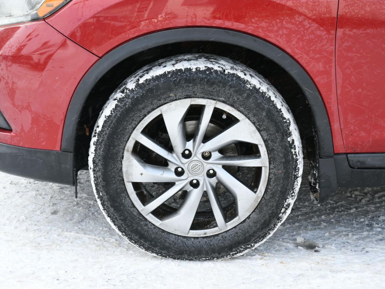 2015 Nissan Rogue SL Certified   Backup Camera   Heated/Power Mirror Photo