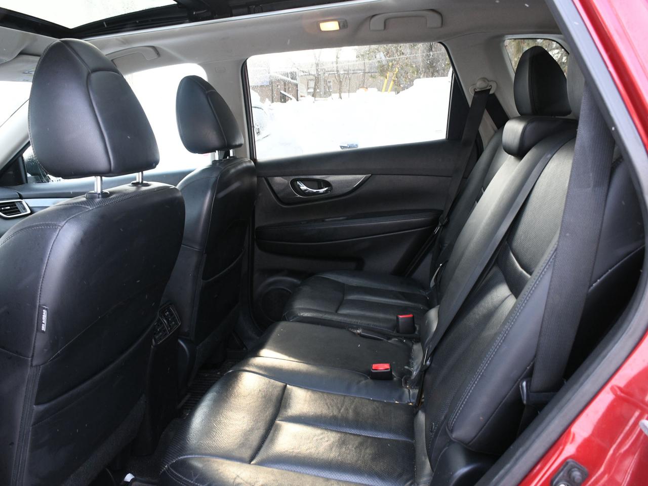 2015 Nissan Rogue SL Certified   Backup Camera   Heated/Power Mirror Photo