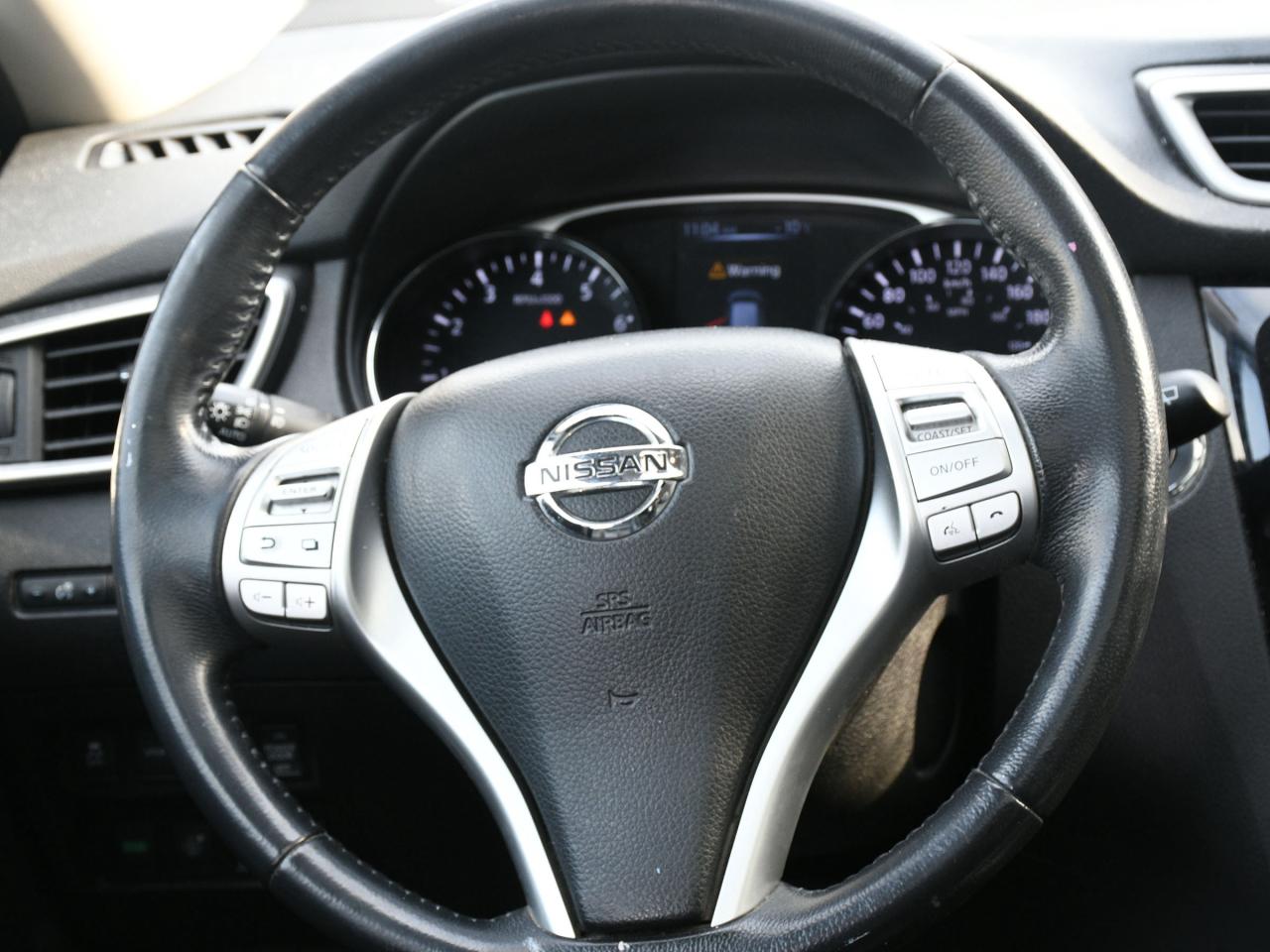 2015 Nissan Rogue SL Certified   Backup Camera   Heated/Power Mirror Photo