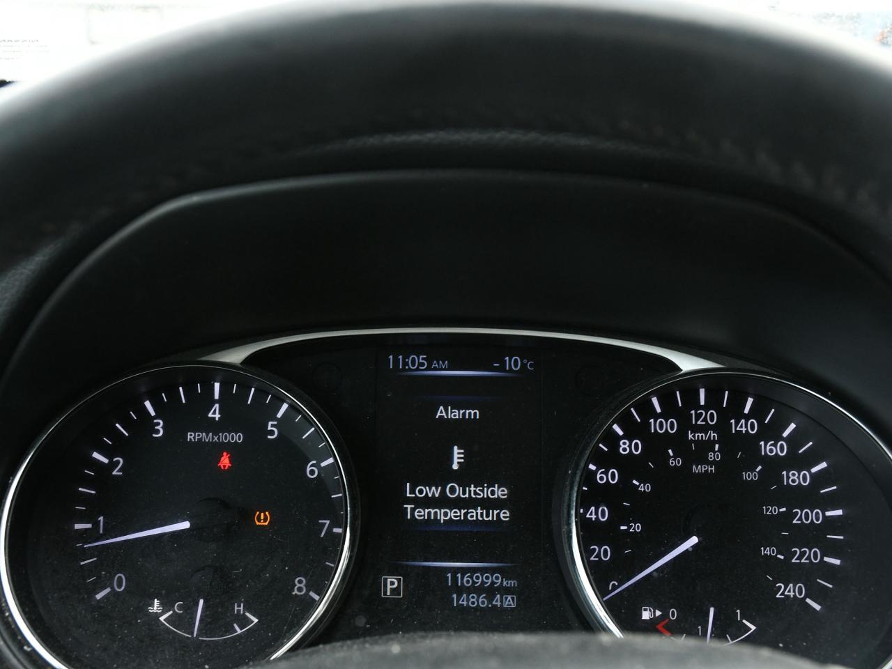 2015 Nissan Rogue SL Certified   Backup Camera   Heated/Power Mirror Photo