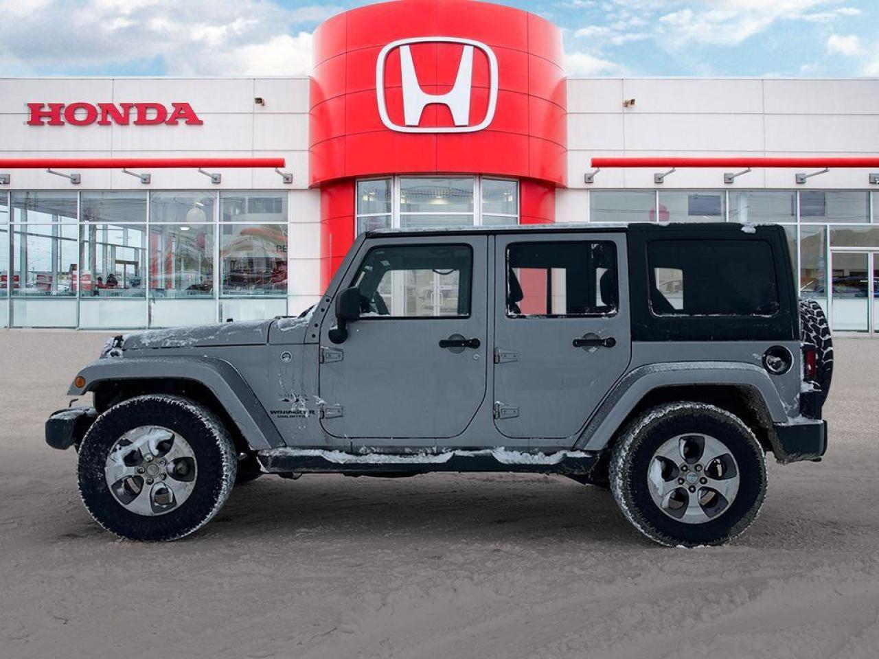 2016 Jeep Wrangler Unlimited Sahara Photo