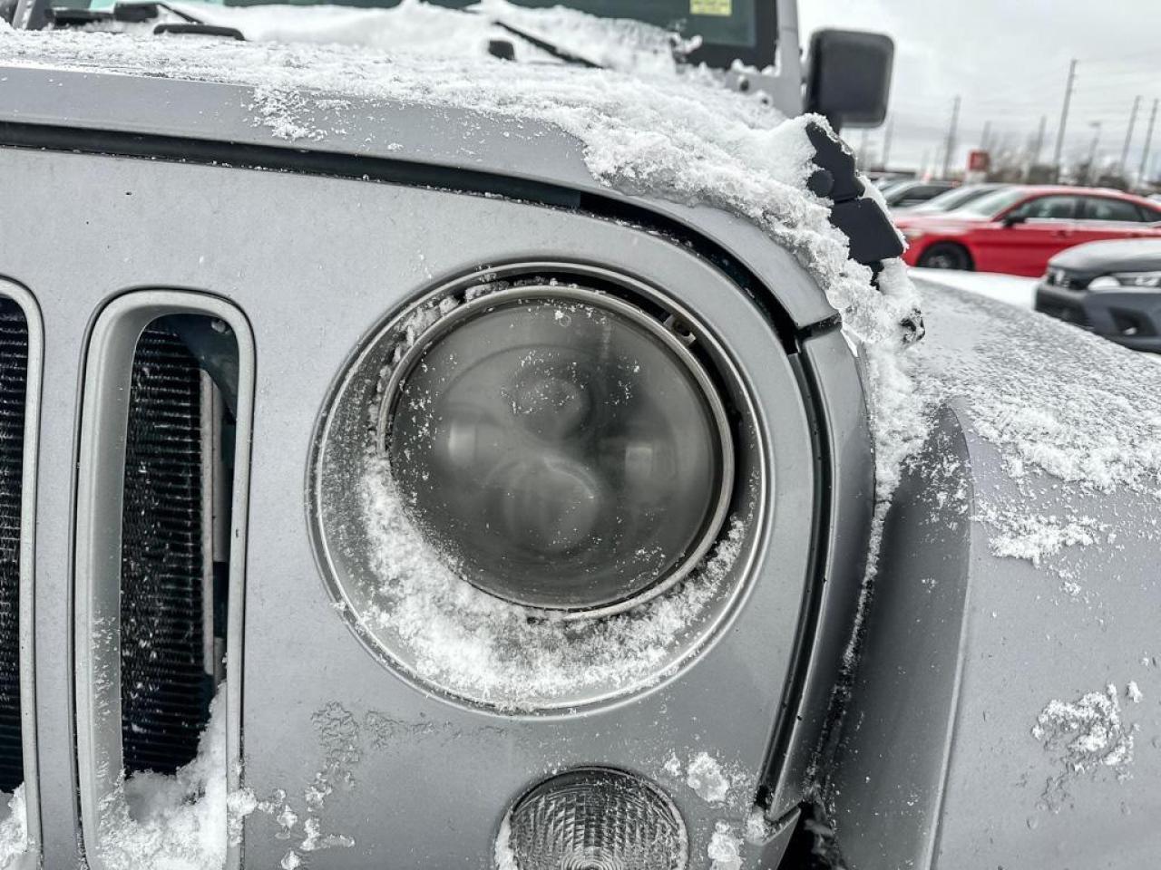 2016 Jeep Wrangler Unlimited Sahara Photo