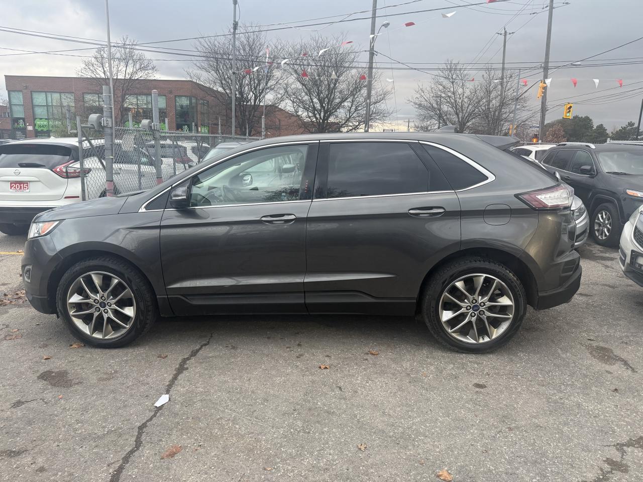 2016 Ford Edge *** 3 YEAR WARRANTY INCLUDED *** Photo2
