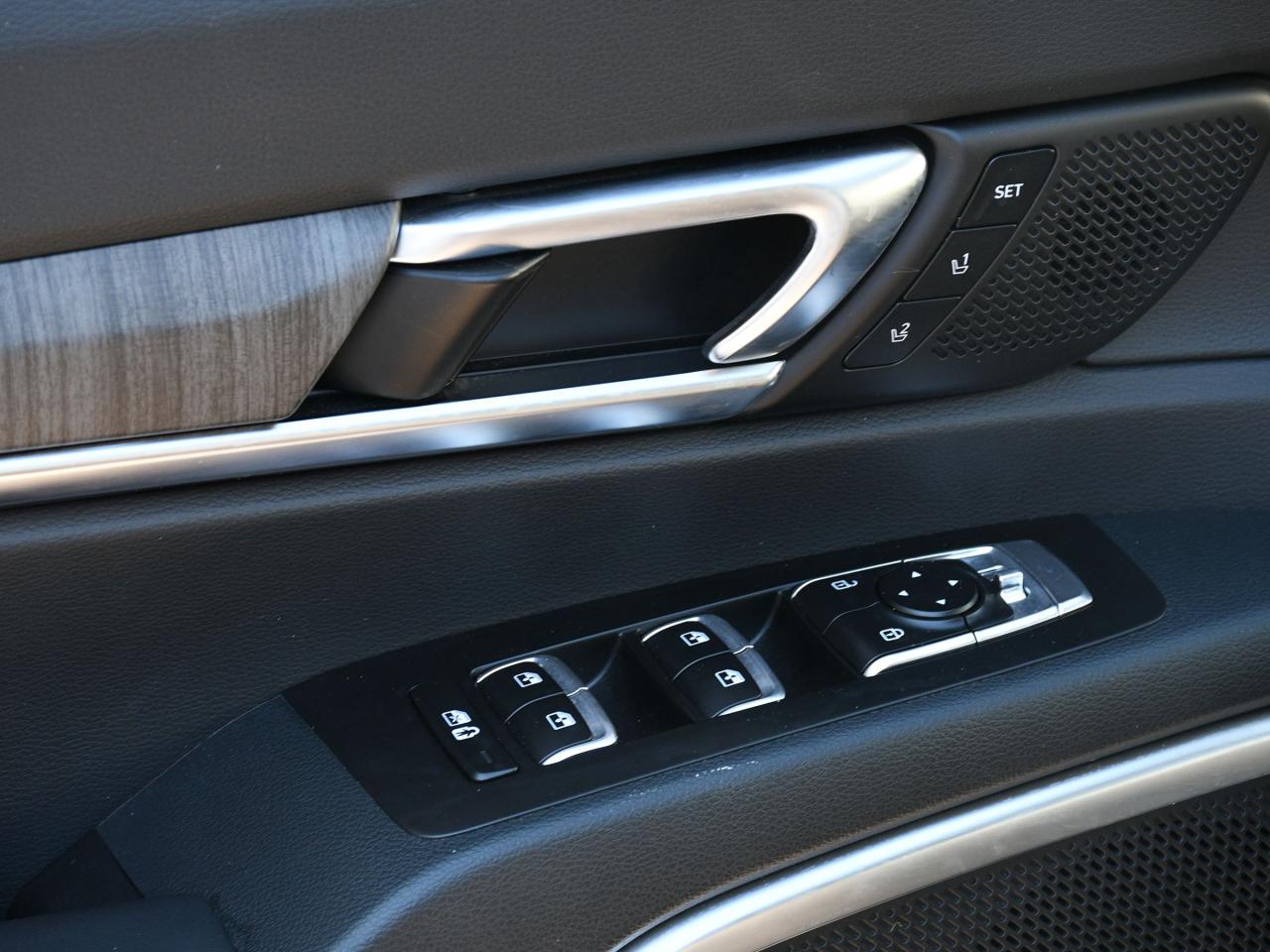 2025 Kia Telluride SX Limited CPO   Low Mileage   3rd Row   NAVI   Mo Photo