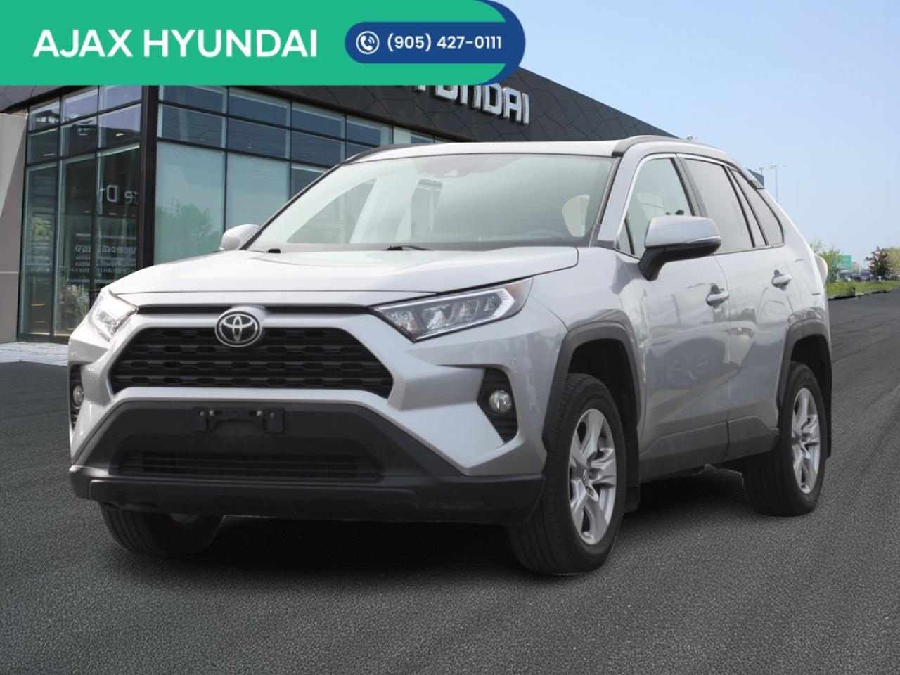 2020 Toyota RAV4 XLE  AWD/ Heated Seats / Blind Spot / Camera Photo