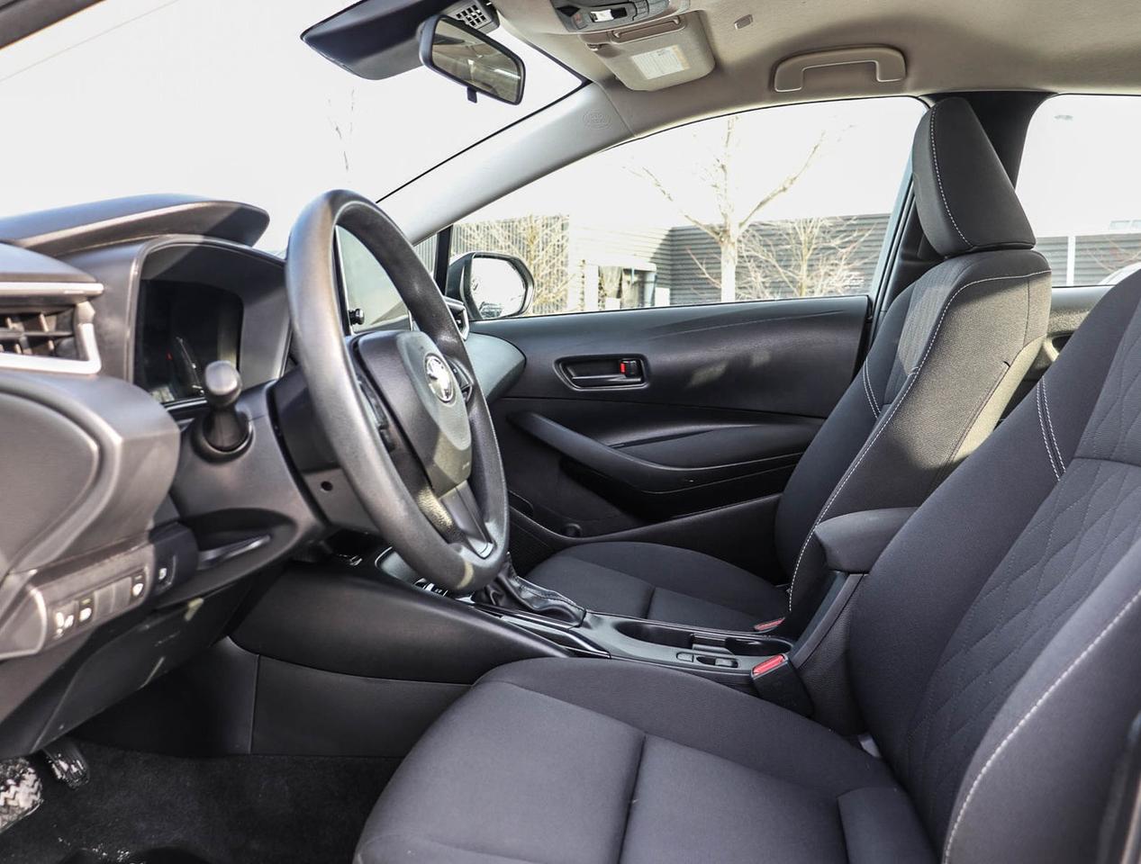 2024 Toyota Corolla Hybrid LE Photo