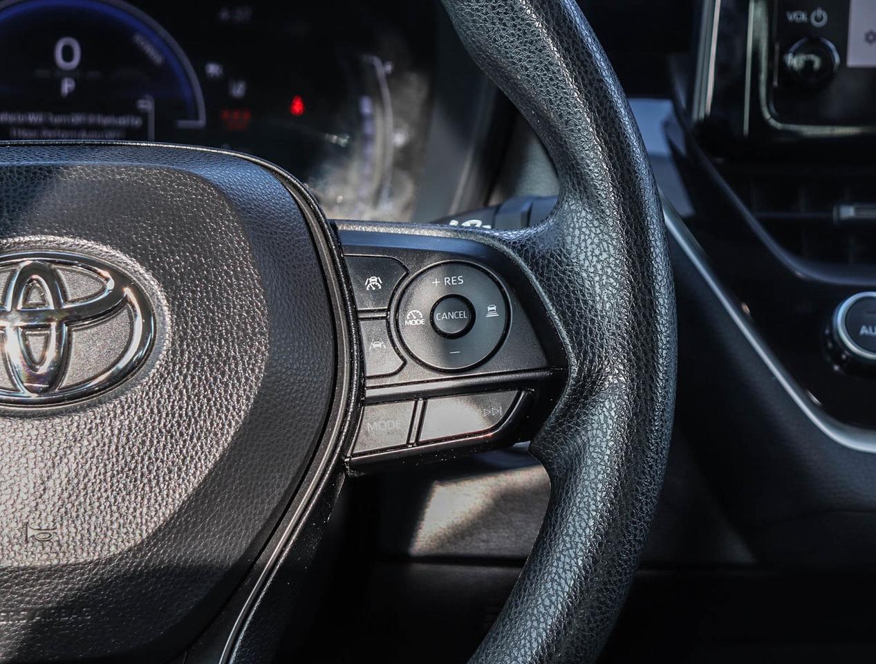 2024 Toyota Corolla Hybrid LE Photo