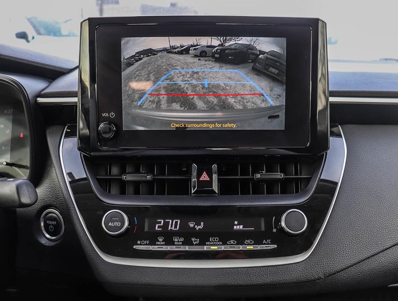 2024 Toyota Corolla Hybrid LE Photo