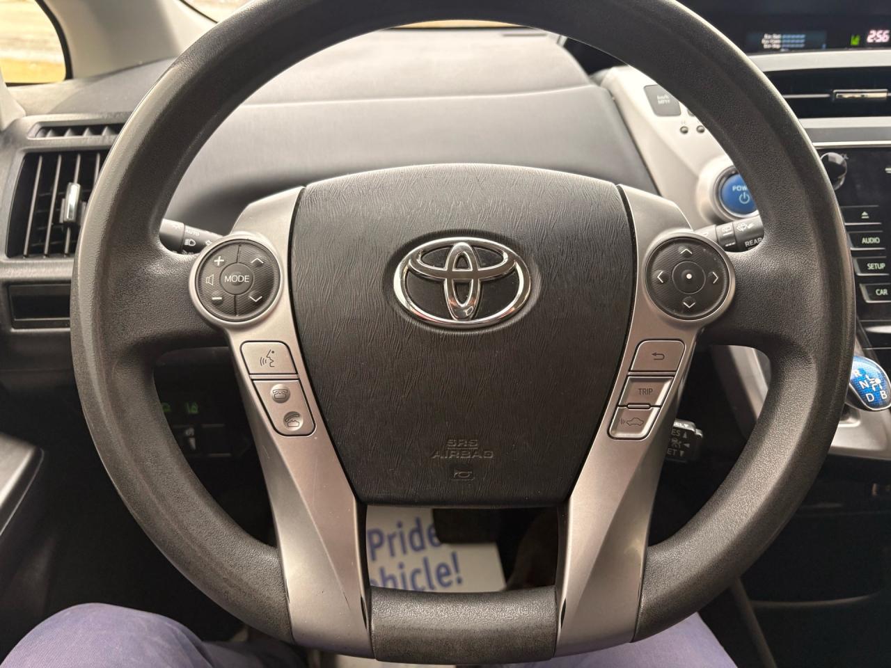 2018 Toyota Prius v Auto Photo