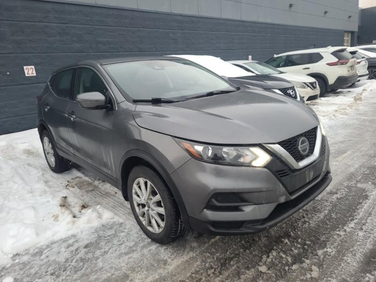 2020 Nissan Qashqai S Photo2