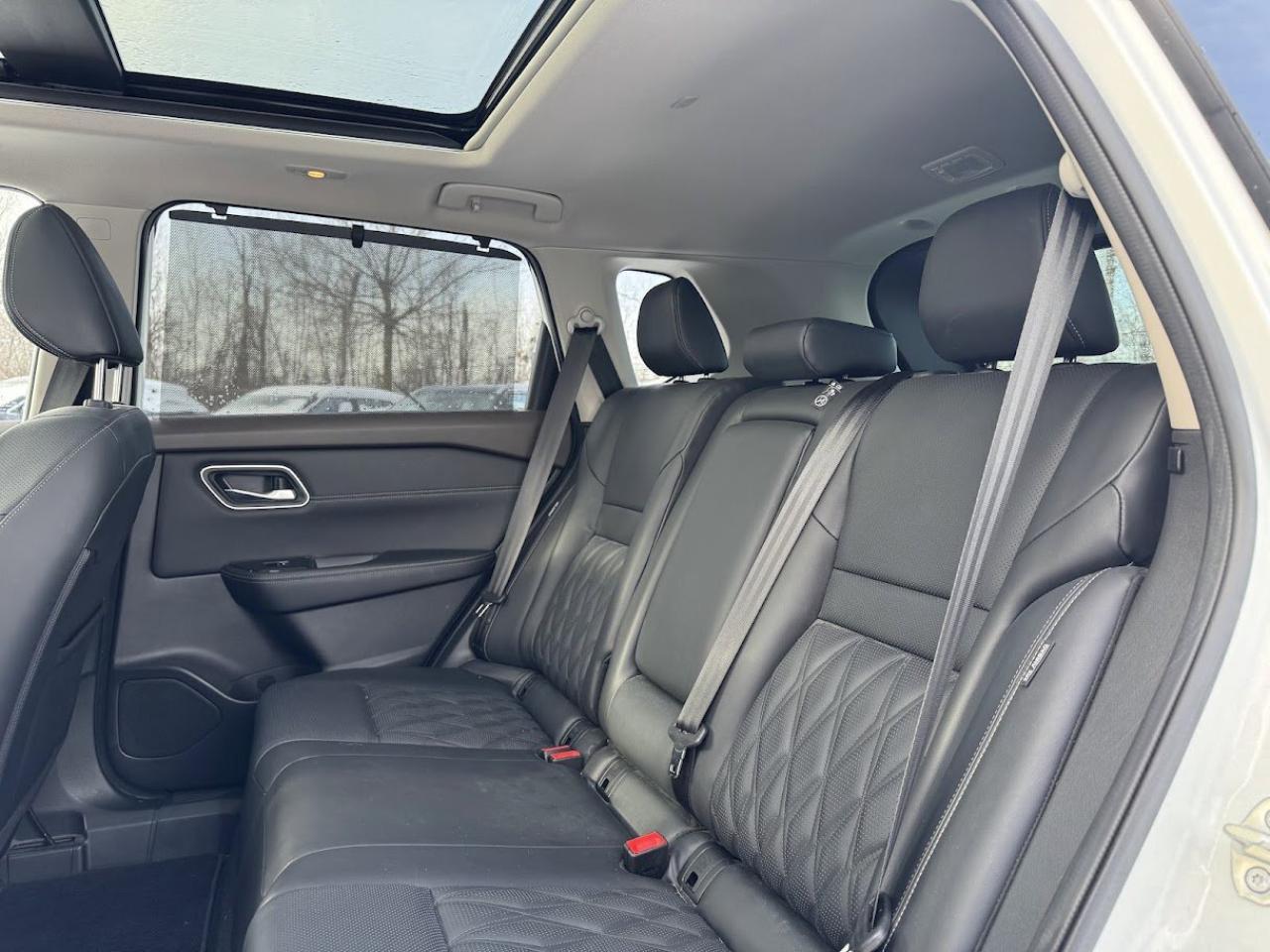 2023 Nissan Rogue Platinum Photo