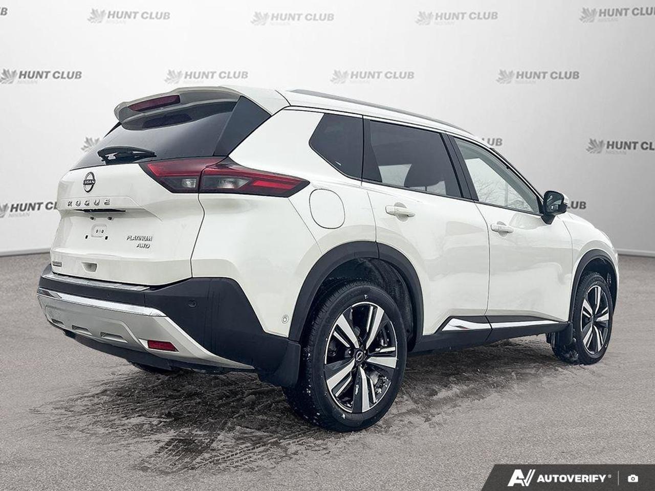 2023 Nissan Rogue Platinum   Navigation   Moonroof   Heated Seats Photo