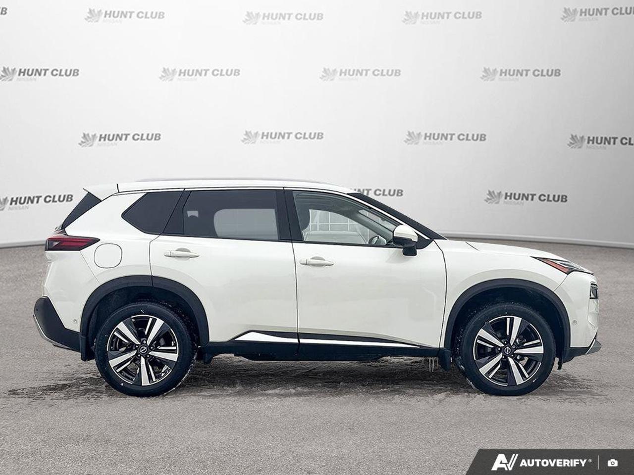 2023 Nissan Rogue Platinum   Navigation   Moonroof   Heated Seats Photo