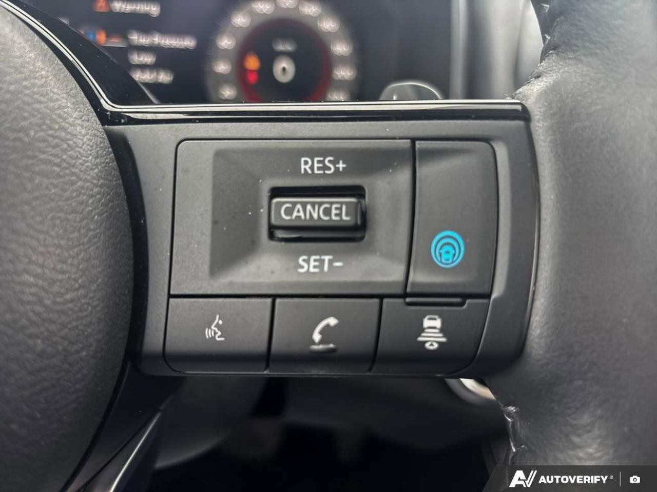 2023 Nissan Rogue Platinum   Navigation   Moonroof   Heated Seats Photo