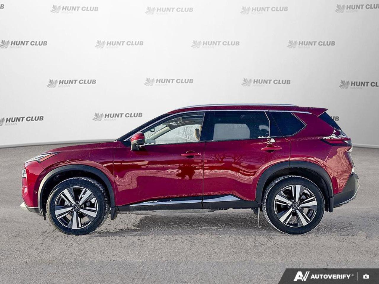 2023 Nissan Rogue Platinum Photo