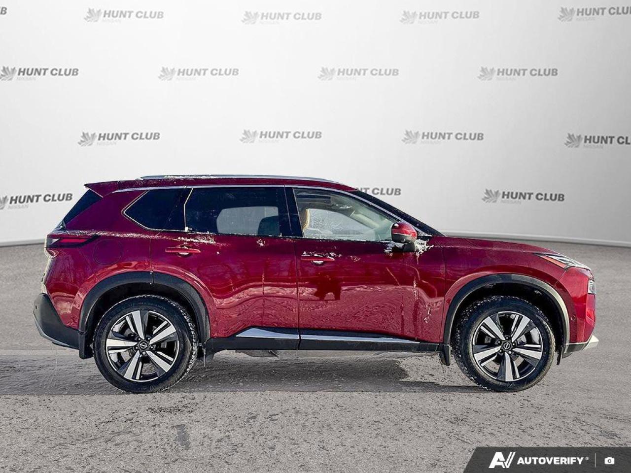 2023 Nissan Rogue Platinum Photo