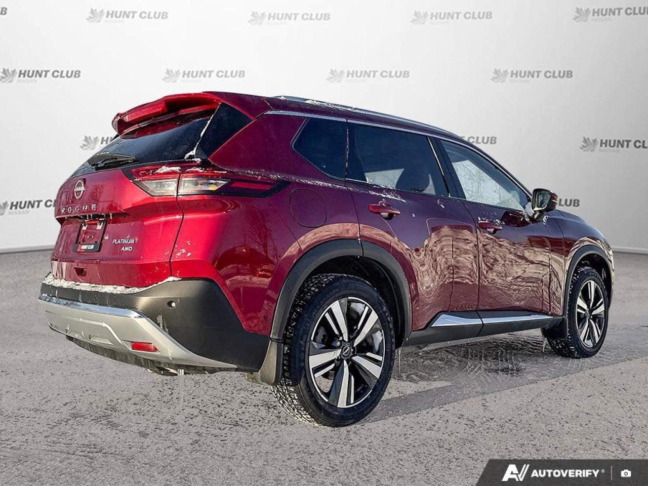 2023 Nissan Rogue Platinum Photo