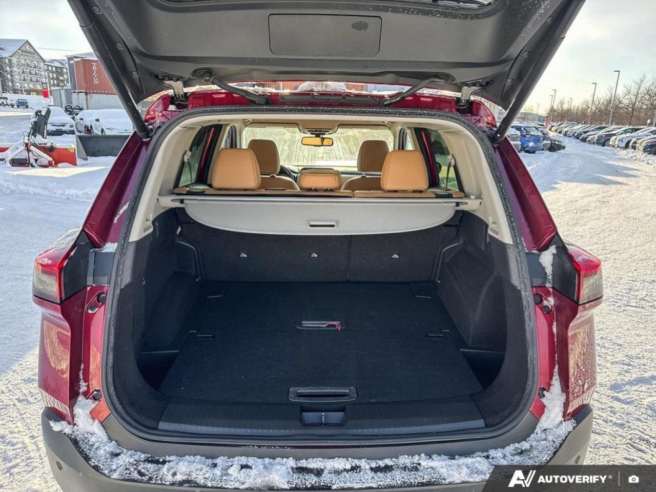 2023 Nissan Rogue Platinum Photo