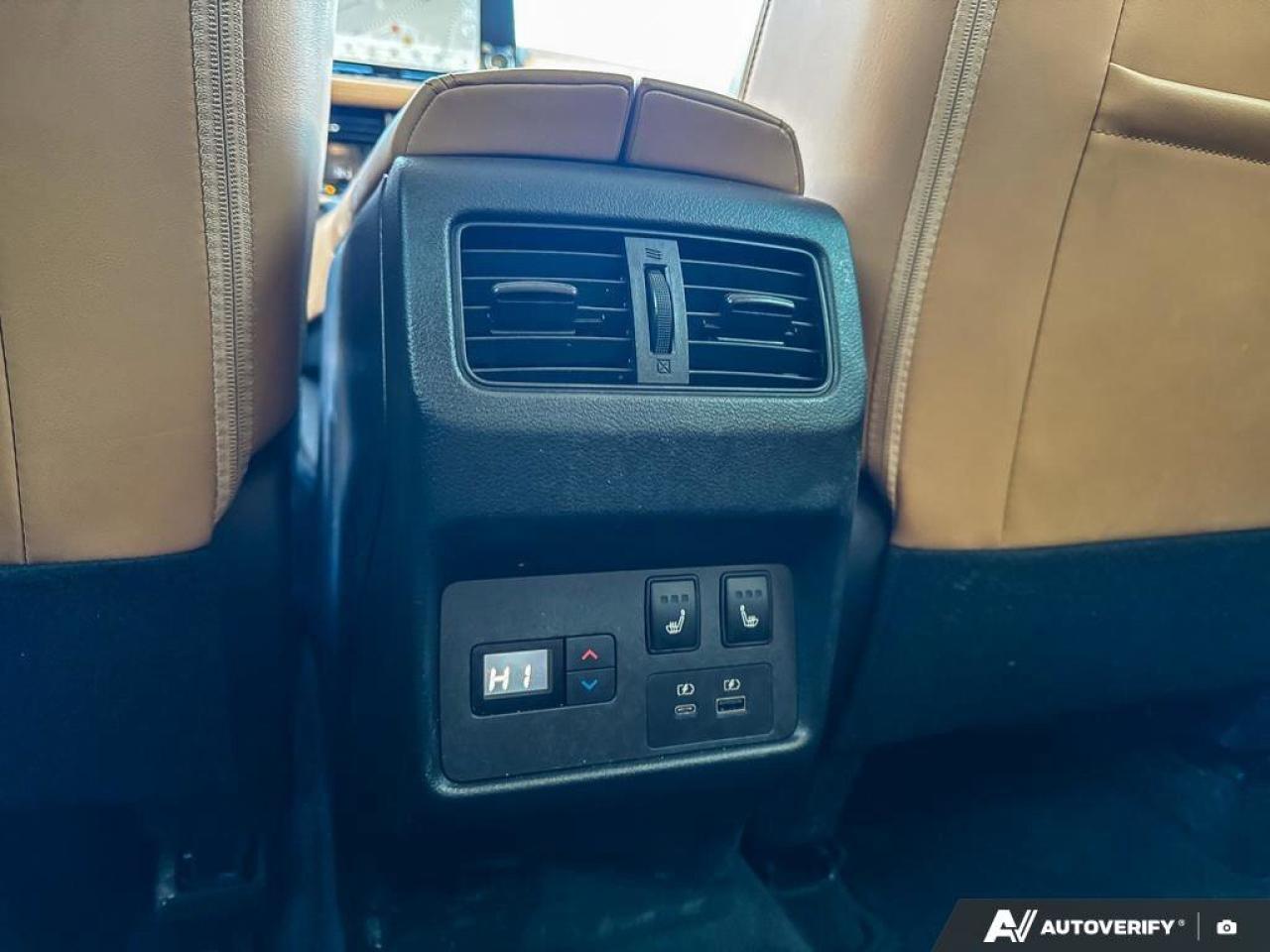 2023 Nissan Rogue Platinum Photo