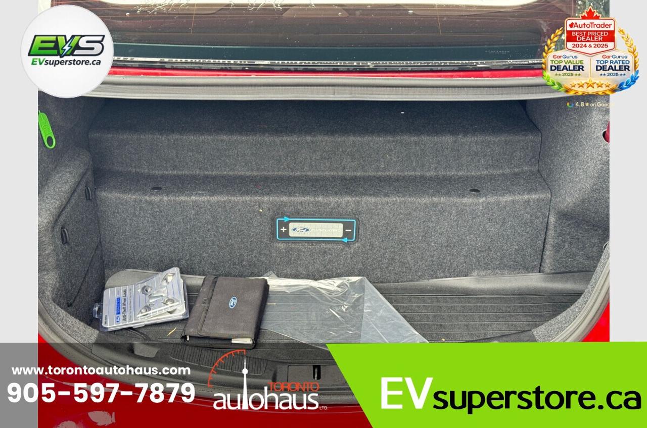 2018 Ford Fusion Energi Titanium Photo