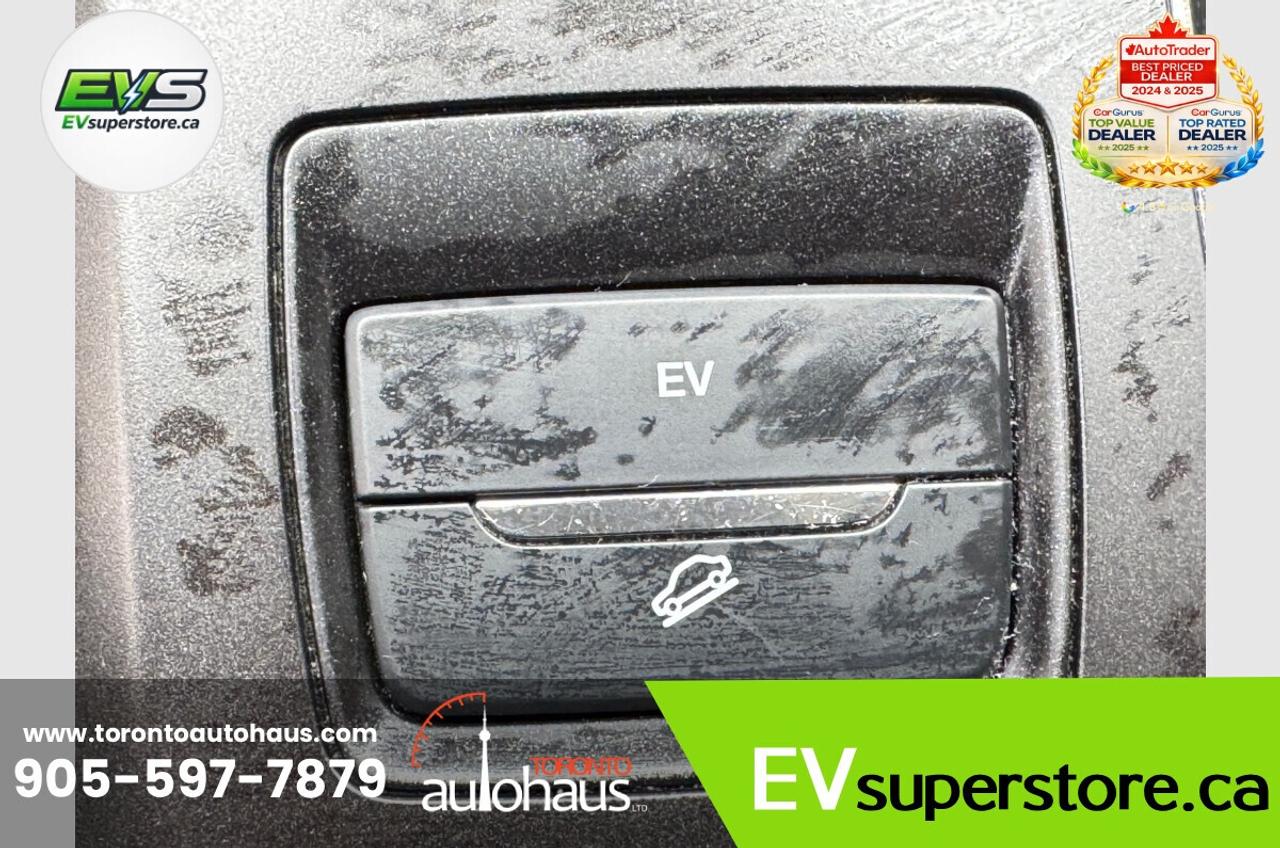 2018 Ford Fusion Energi Titanium Photo