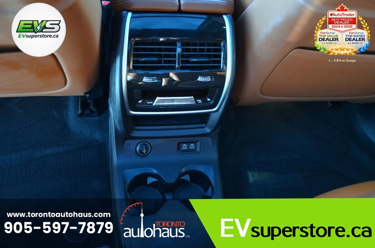 2023 BMW X7 M60i I No Accidents I BMW Serviced Photo