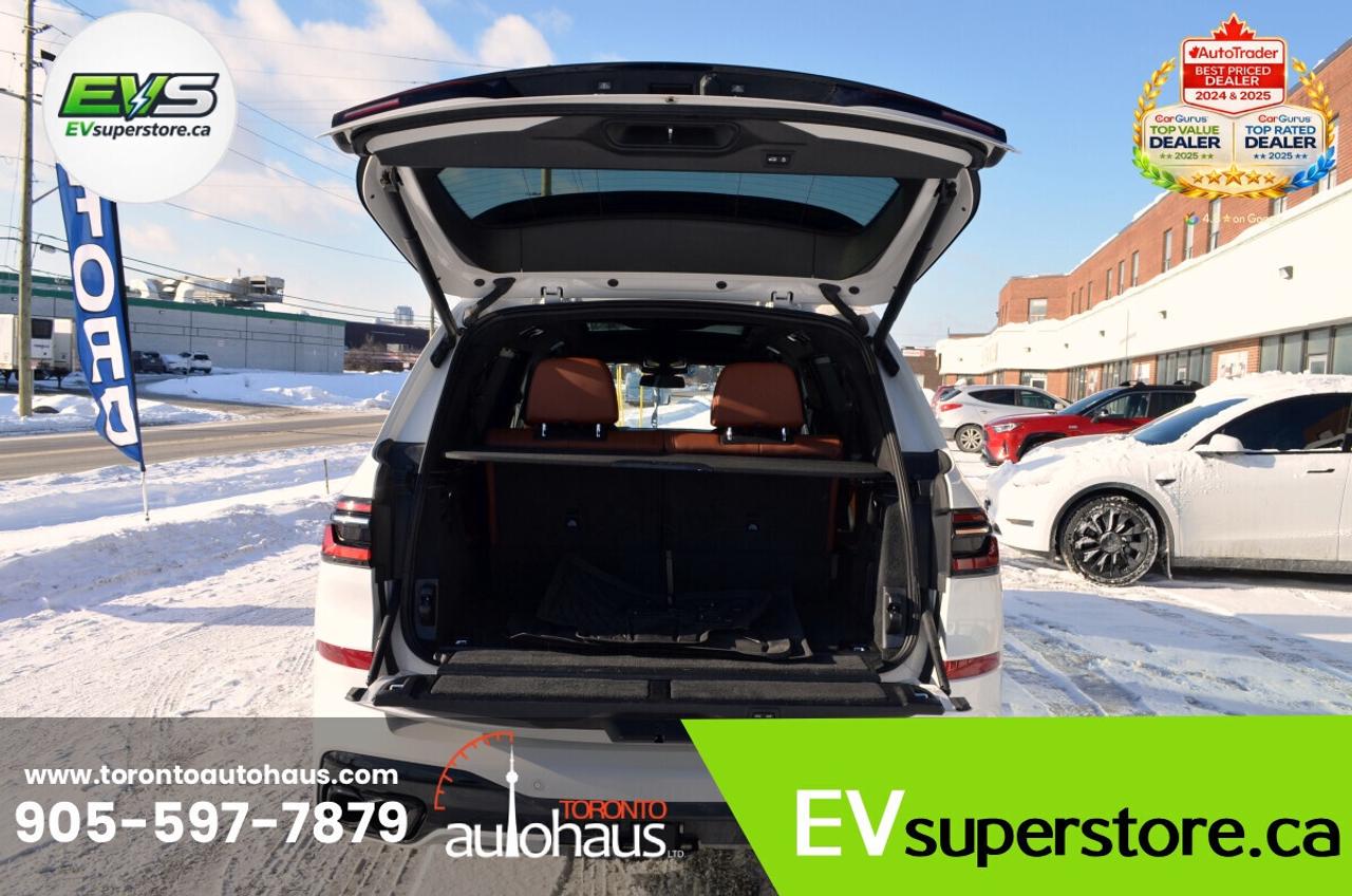 2023 BMW X7 M60i I No Accidents I BMW Serviced Photo