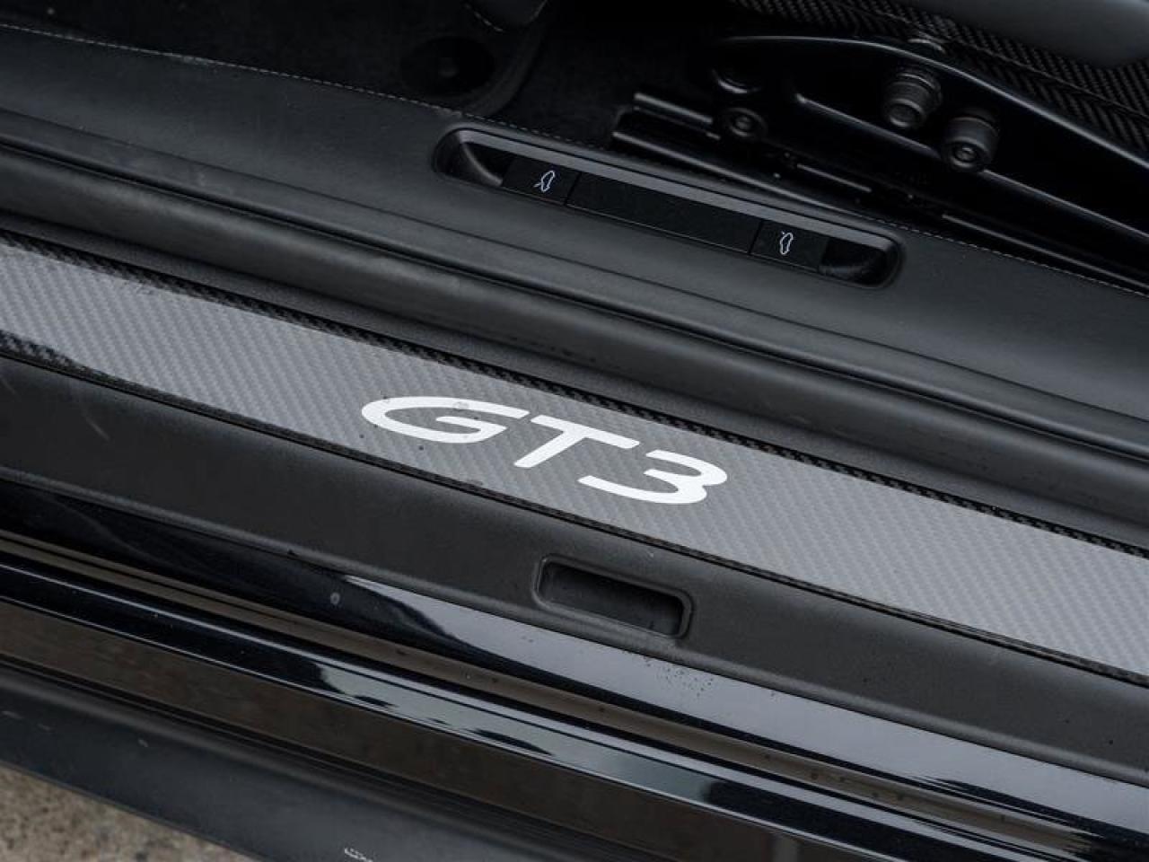 2022 Porsche 911 GT3 Coupe CPO PCCB with Calipers in High Gloss Bla Photo