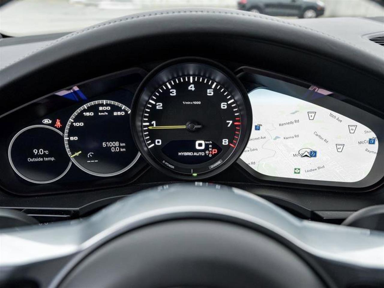 2023 Porsche Cayenne Platinum Edition E-Hybrid AWD Existing Warranty Va Photo