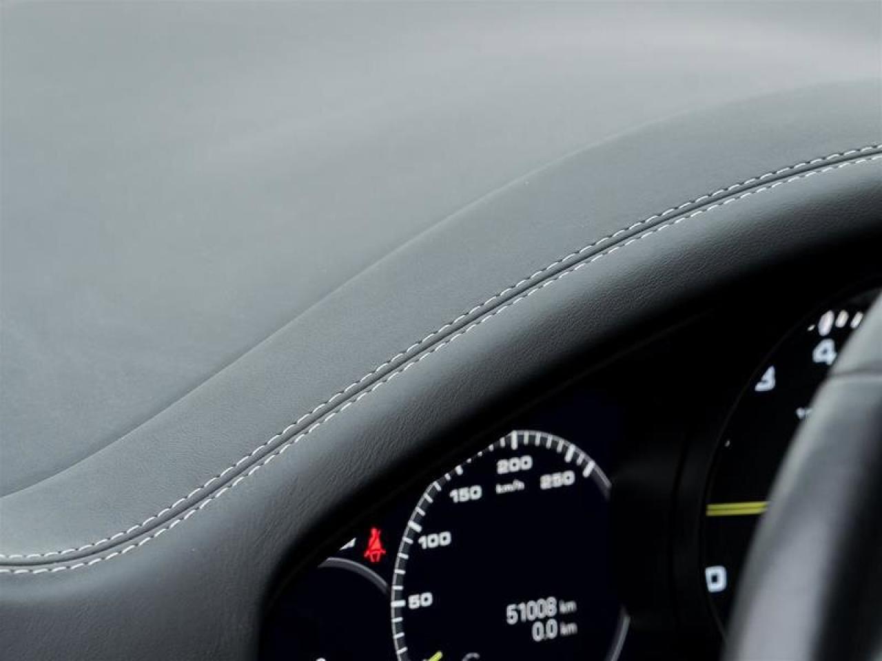 2023 Porsche Cayenne Platinum Edition E-Hybrid AWD Existing Warranty Va Photo