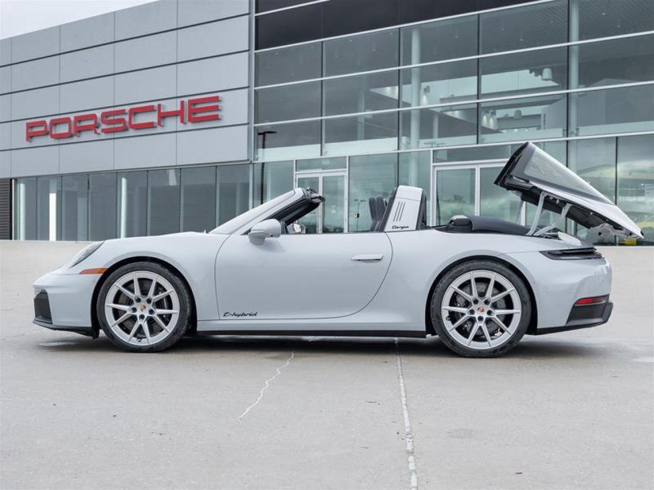 2025 Porsche 911 Targa 4 GTS CPO Premium Pkg Extended Dashboard and Photo