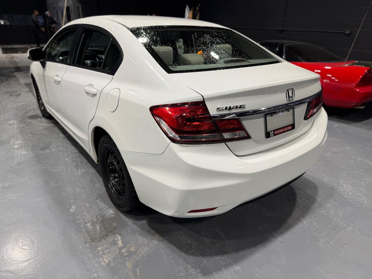 2013 Honda Civic 4dr Auto LX Photo