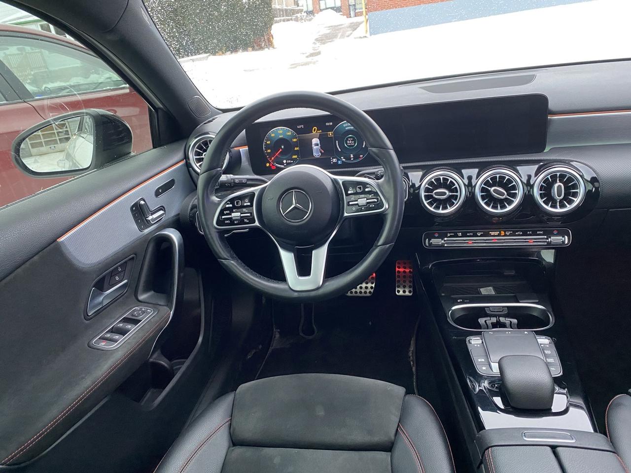 2021 Mercedes-Benz A-Class A 250 4MATIC Photo